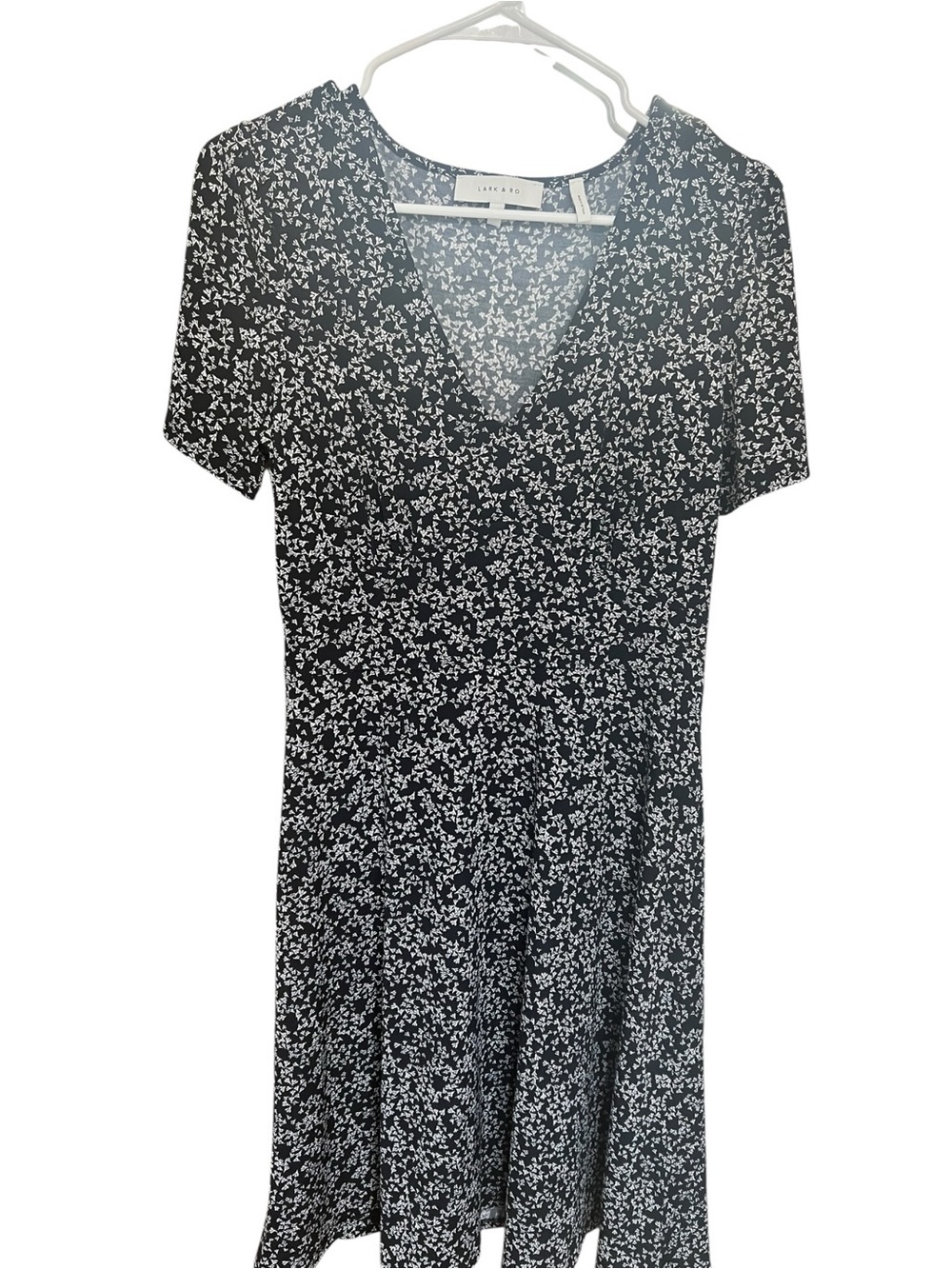 Lark & Ro Black and White Floral V-Neck Mini Dress - Picture 2 of 5